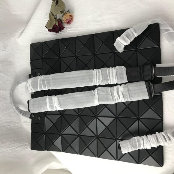 NEW BAO BAO ISSEY MIYAKE FLAT PACK Backpacks In Black - Picture 7 of 11